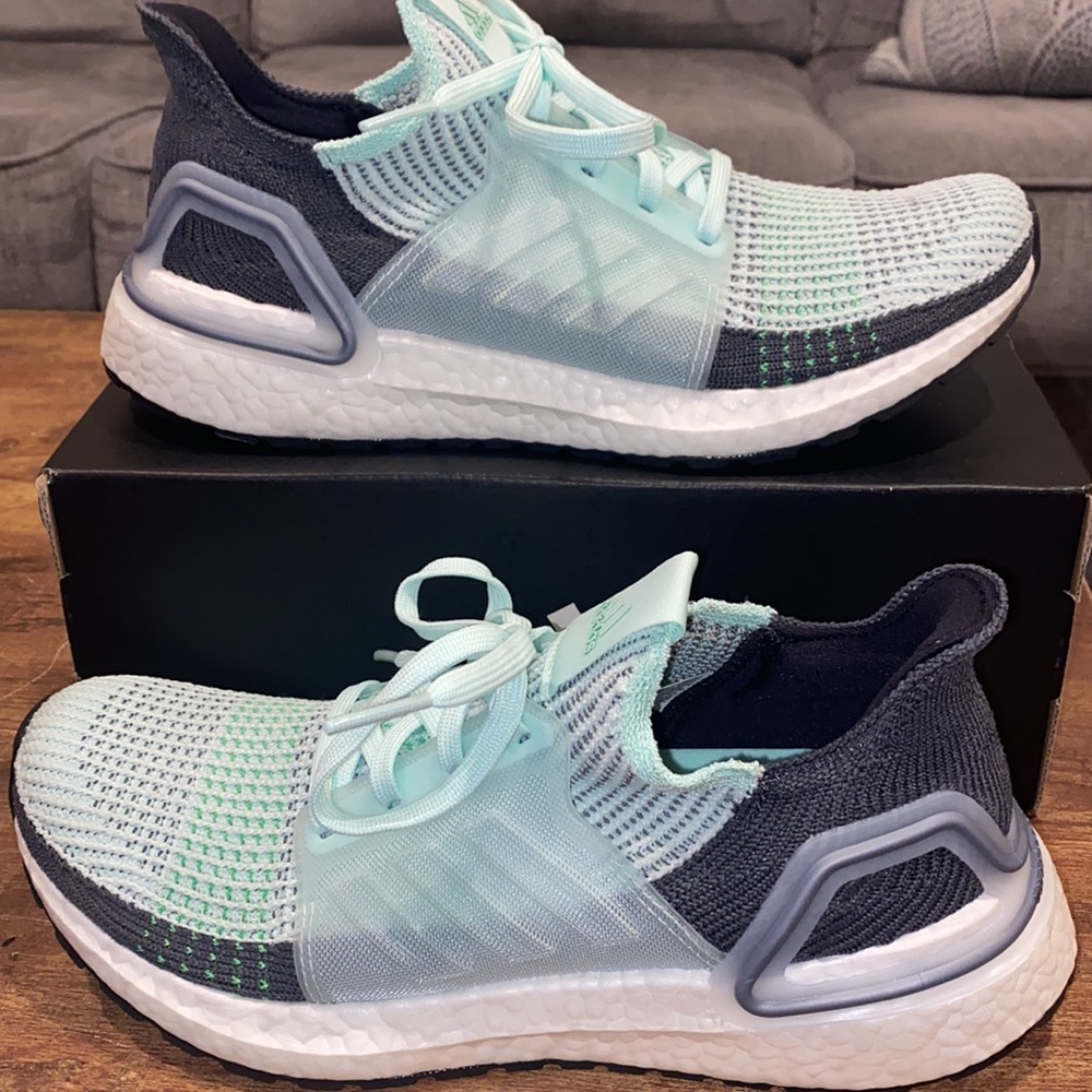Tiffany blue adidas ultraboost 19